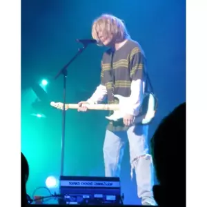 Kurt Cobain profile picture
