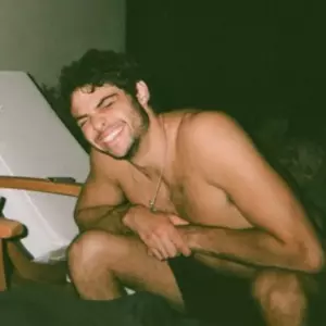 Noah Centineo profile picture