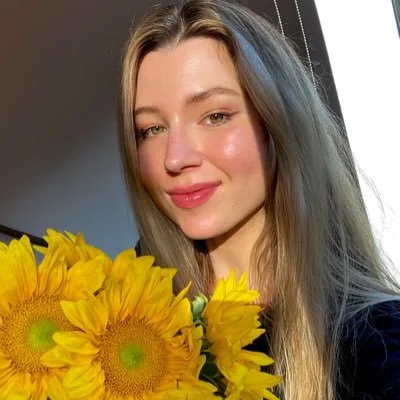Anastasia Ova's avatar